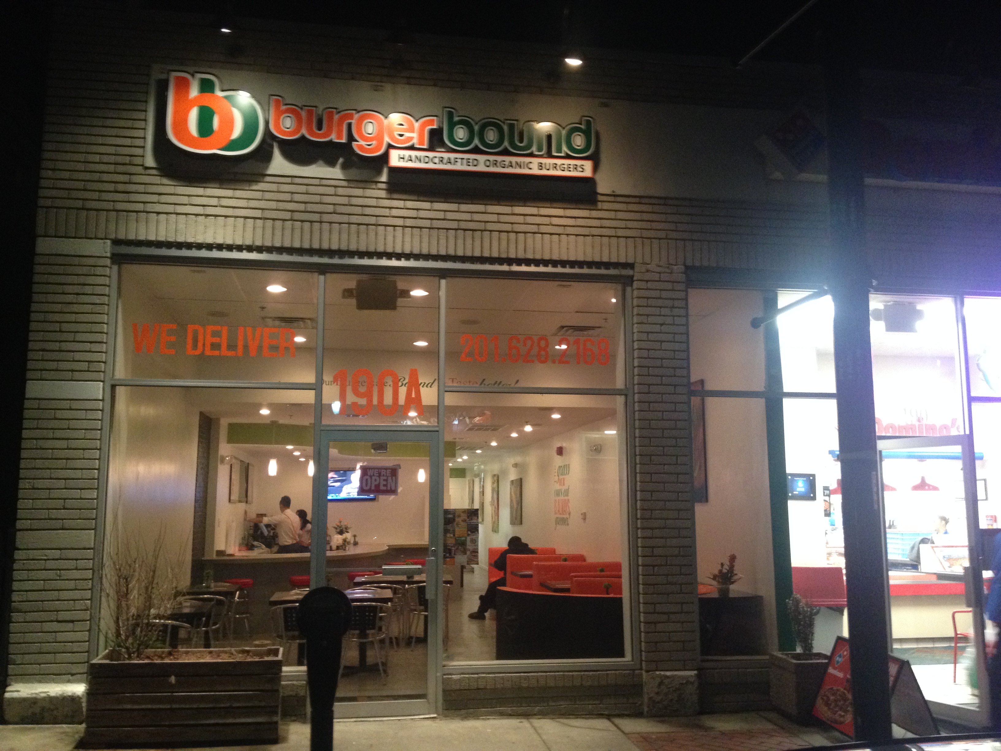 Burger Bound abre novo restaurant em Kearny