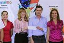 BB Remessas entrega cheque ao Projeto Mantena Global Care pela excelencia dos trabalhos